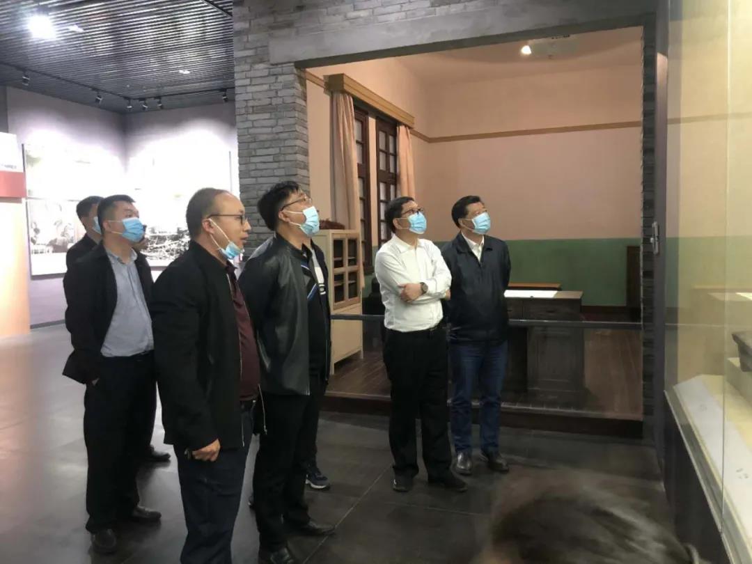 1604456101112007.jpg w05.jpg