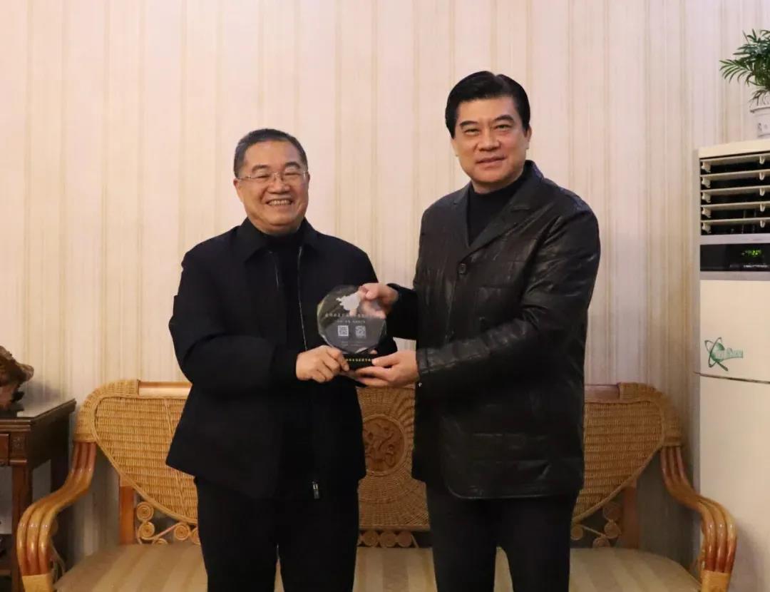 1607414367468755.jpg e01.jpg